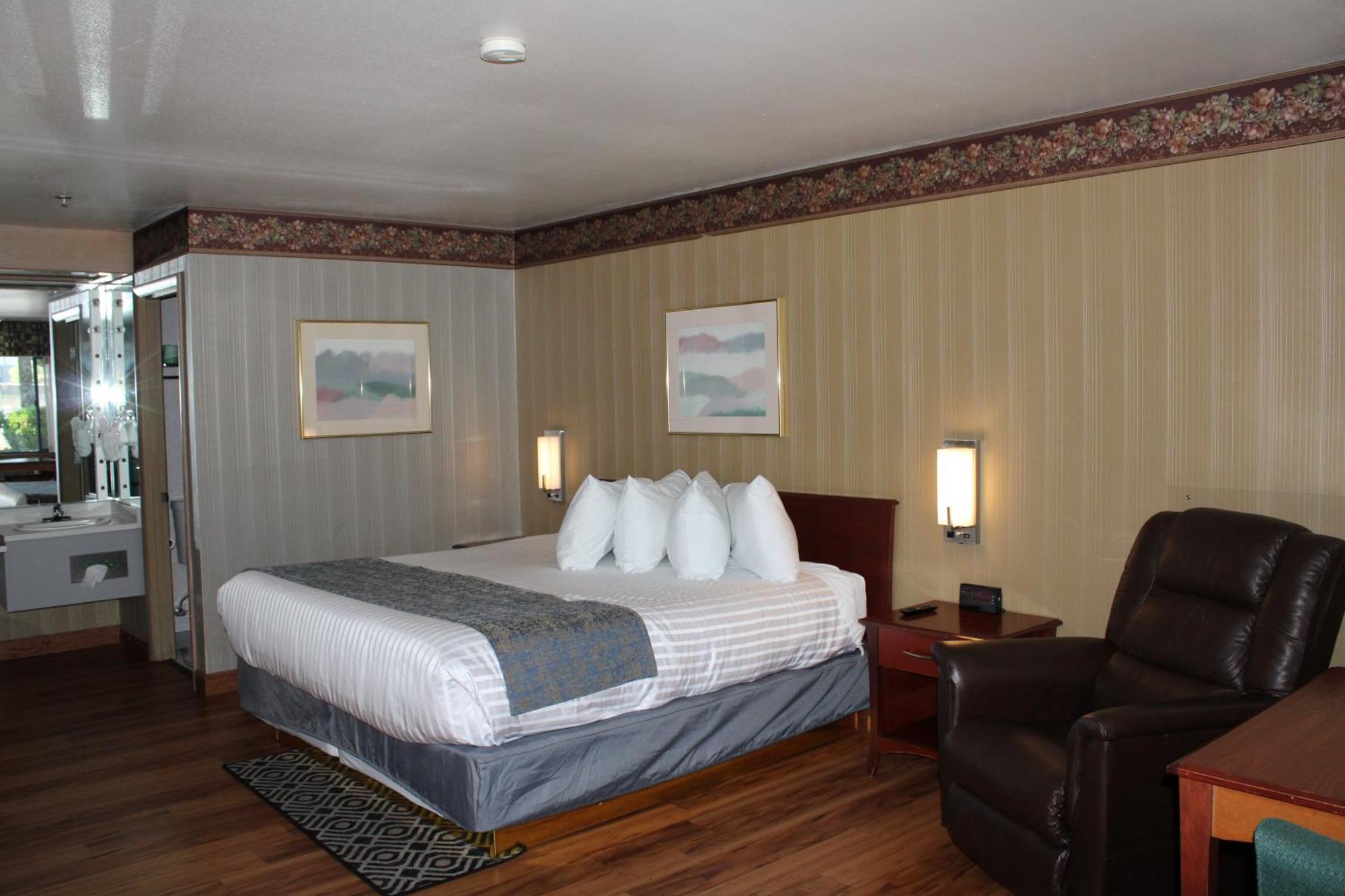 Americas Best Value Inn - Phoenix / Ashland מראה חיצוני תמונה